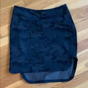 RARE Lululemon City Skirt, savasana black camo